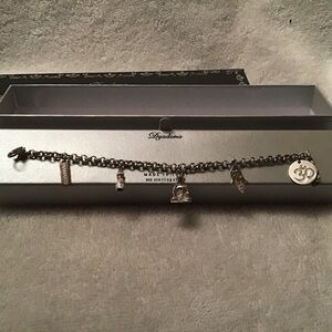 Yoga theme S925 silver charm bracelet made in Italy, new in box